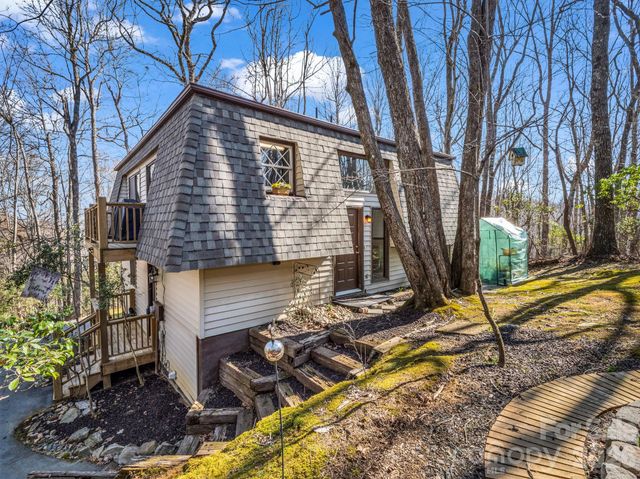 177 Tsisqua Circle, Brevard, NC 28712