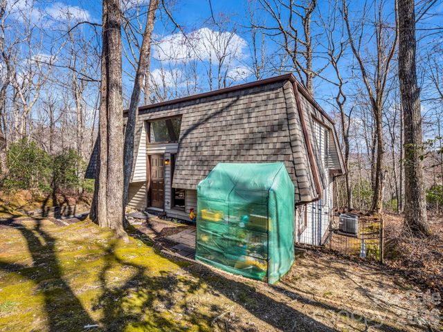 177 Tsisqua Circle, Brevard, NC 28712