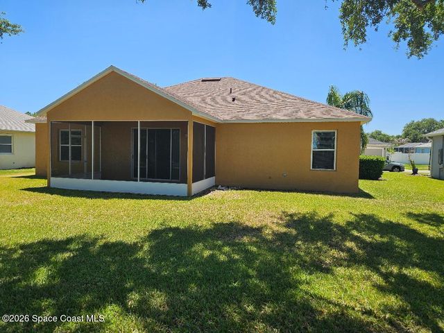 3930 Caparosa Circle, Melbourne, FL 32940