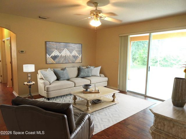 3930 Caparosa Circle, Melbourne, FL 32940