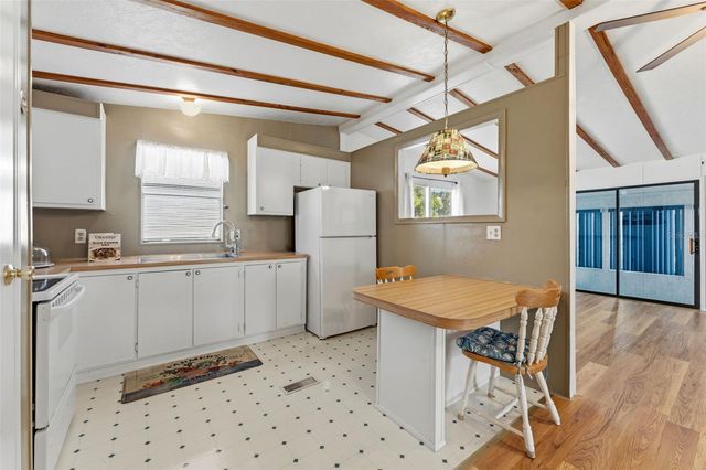 34334 COUNTRYSIDE DRIVE, Wesley Chapel, FL 33543