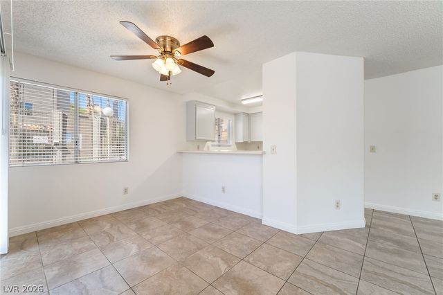 6863 Tamarus Street 101, Las Vegas, NV 89119