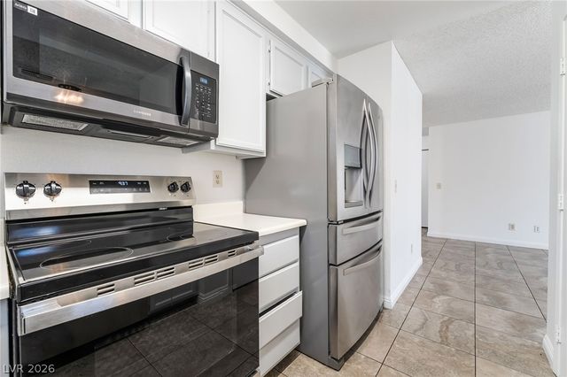 6863 Tamarus Street 101, Las Vegas, NV 89119