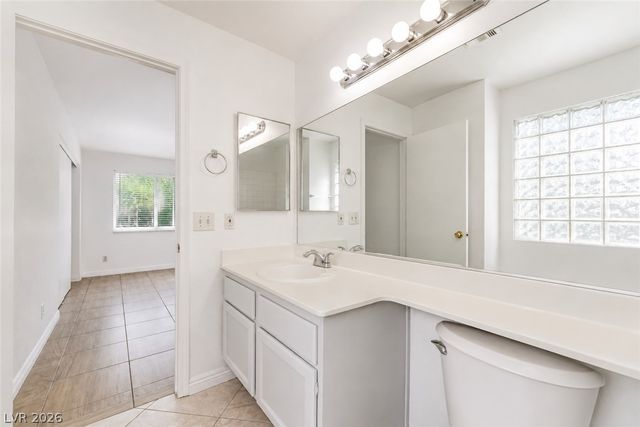 6863 Tamarus Street 101, Las Vegas, NV 89119