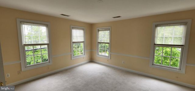 8021 KIDWELL TOWN CT, Vienna, VA 22182