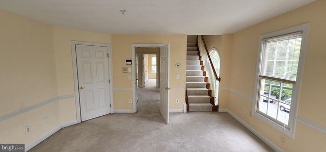 8021 KIDWELL TOWN CT, Vienna, VA 22182