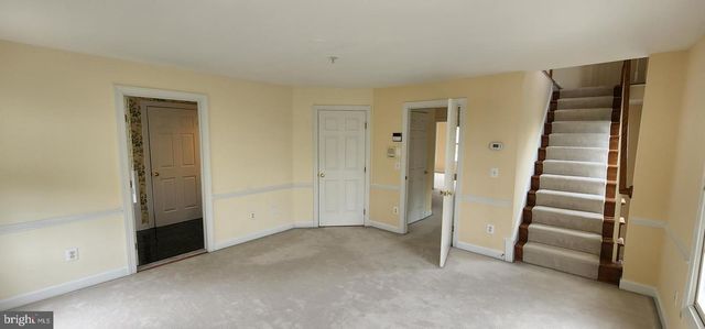 8021 KIDWELL TOWN CT, Vienna, VA 22182
