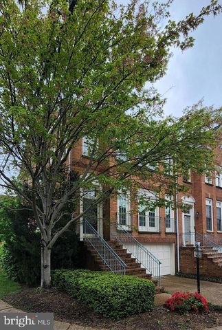 8021 KIDWELL TOWN CT, Vienna, VA 22182