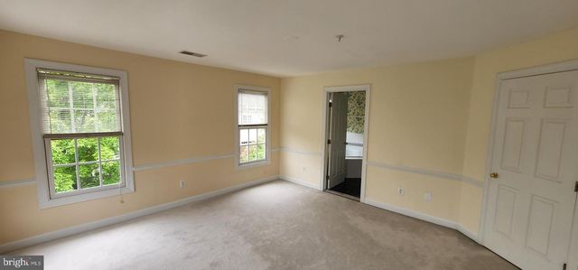 8021 KIDWELL TOWN CT, Vienna, VA 22182