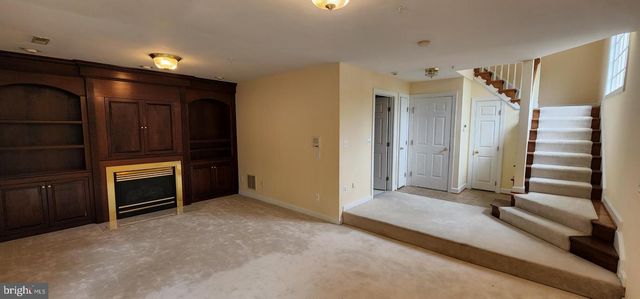 8021 KIDWELL TOWN CT, Vienna, VA 22182