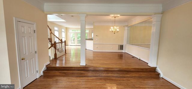 8021 KIDWELL TOWN CT, Vienna, VA 22182