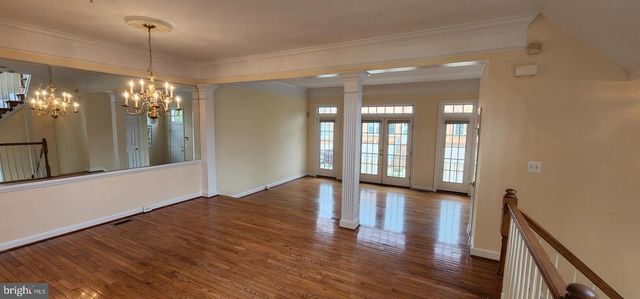 8021 KIDWELL TOWN CT, Vienna, VA 22182