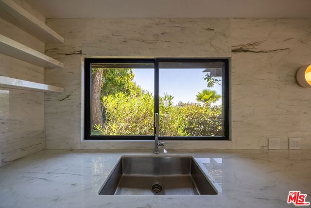 13302 Mulholland Drive, Beverly Hills, CA 90210