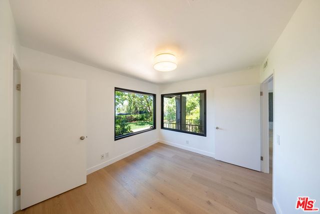 13302 Mulholland Drive, Beverly Hills, CA 90210