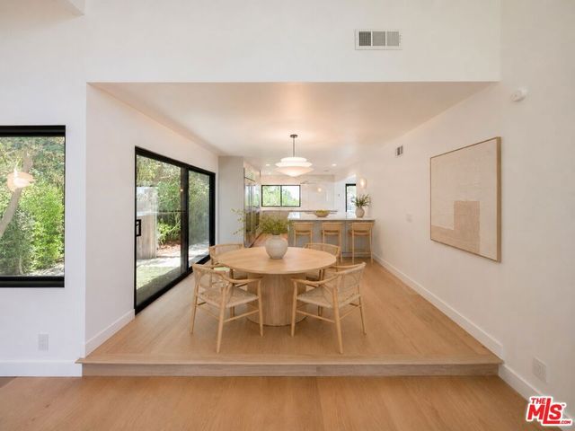 13302 Mulholland Drive, Beverly Hills, CA 90210