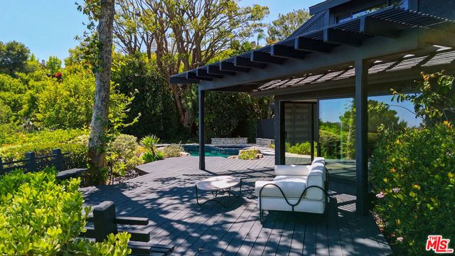 13302 Mulholland Drive, Beverly Hills, CA 90210