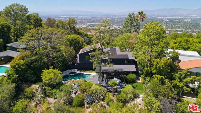 13302 Mulholland Drive, Beverly Hills, CA 90210