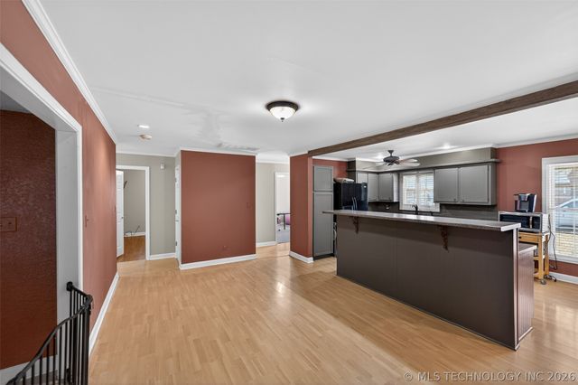 8109 E 31st Place, Tulsa, OK 74145