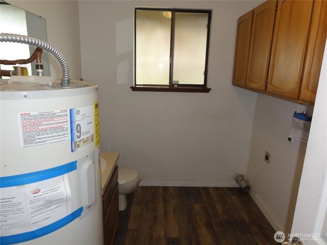 523 160th Street E, Tacoma, WA 98445