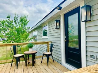 1014 Country Folks LN, Buda, TX 78610