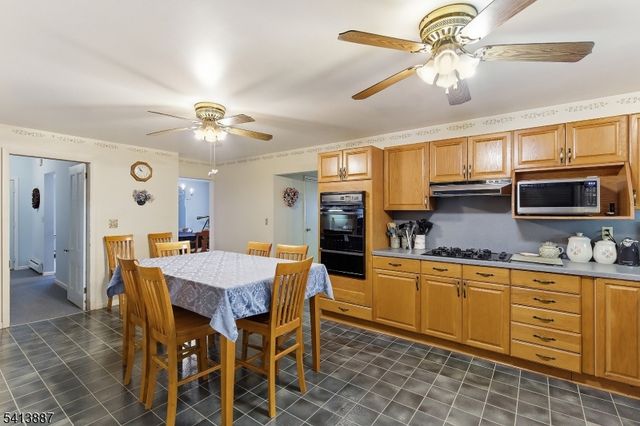 222 W 4Th St, Clifton City, NJ 07011