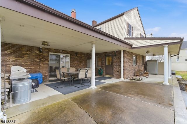 222 W 4Th St, Clifton City, NJ 07011