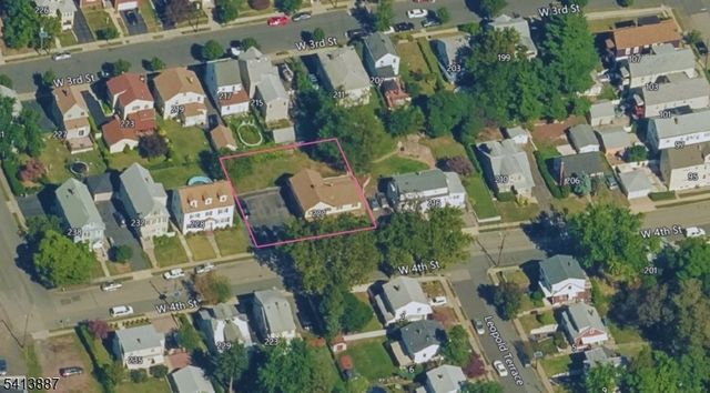 222 W 4Th St, Clifton City, NJ 07011