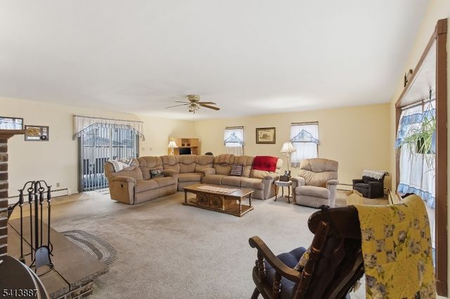 222 W 4Th St, Clifton City, NJ 07011