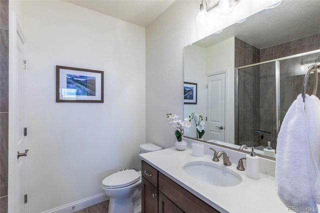 9962 W Victoria Place 106, Littleton, CO 80127