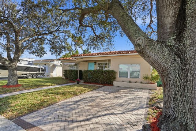 218 SE 3rd Terrace, Dania Beach, FL 33004