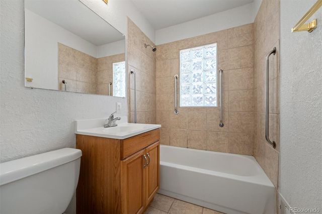 601 W Pitkin Avenue, Pueblo, CO 81004