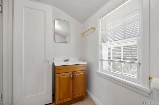 601 W Pitkin Avenue, Pueblo, CO 81004