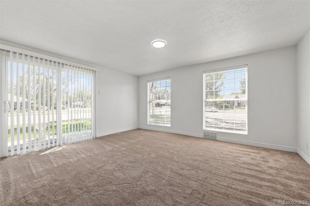 601 W Pitkin Avenue, Pueblo, CO 81004