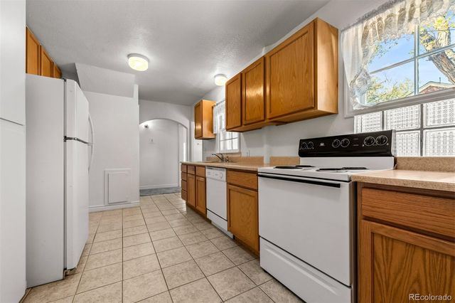 601 W Pitkin Avenue, Pueblo, CO 81004