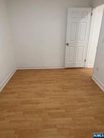 22 Prospect Street 1, Ridgewood, NJ 07450