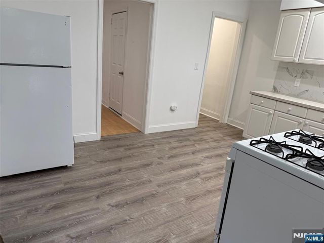 22 Prospect Street 1, Ridgewood, NJ 07450