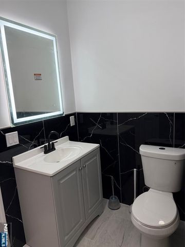 22 Prospect Street 1, Ridgewood, NJ 07450