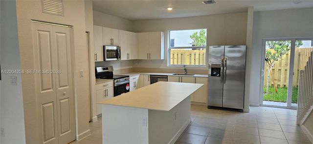 1181 SE 1st Street, Florida City, FL 33034