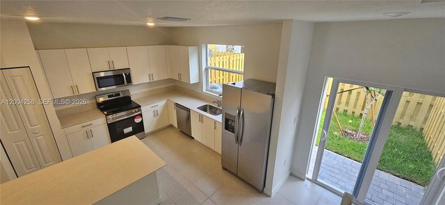 1181 SE 1st Street, Florida City, FL 33034