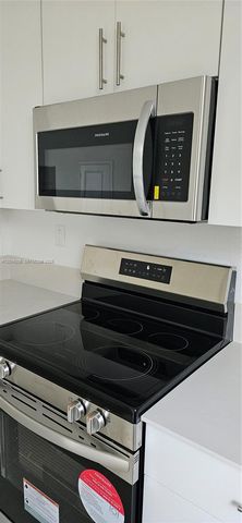 1181 SE 1st Street, Florida City, FL 33034