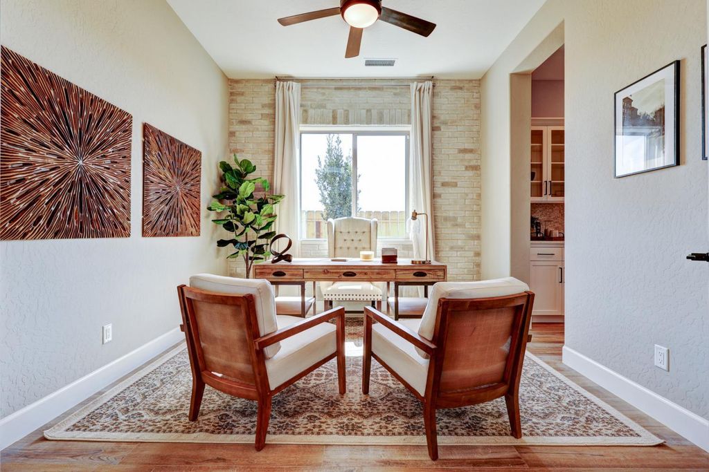 Image 13 of property listing at 1124 Sophie Drive W, Madera, CA 93636