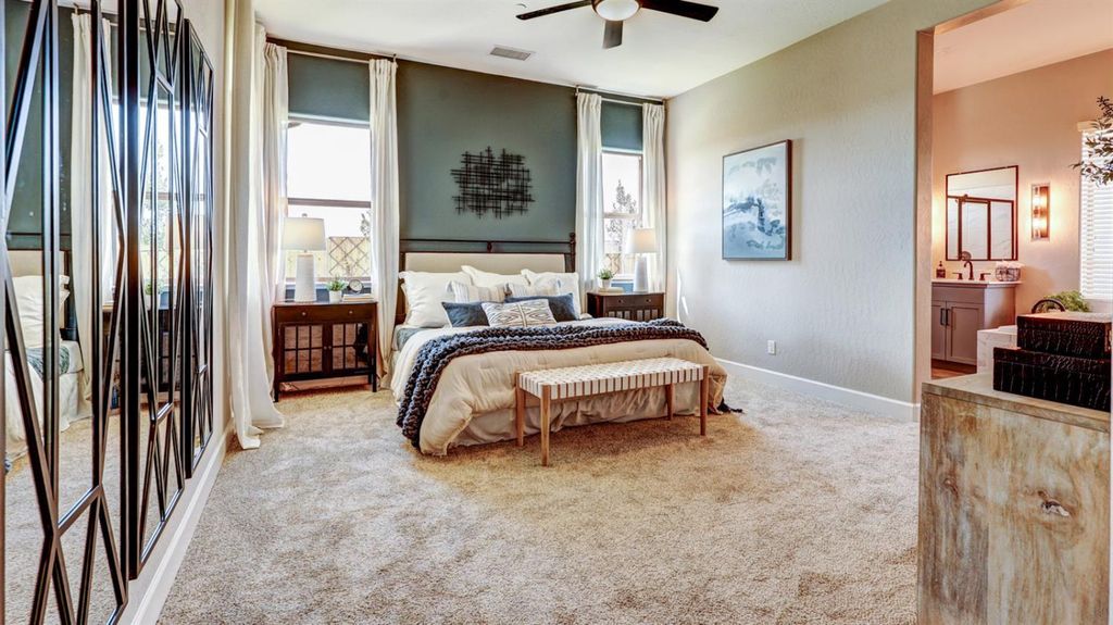 Image 14 of property listing at 1124 Sophie Drive W, Madera, CA 93636