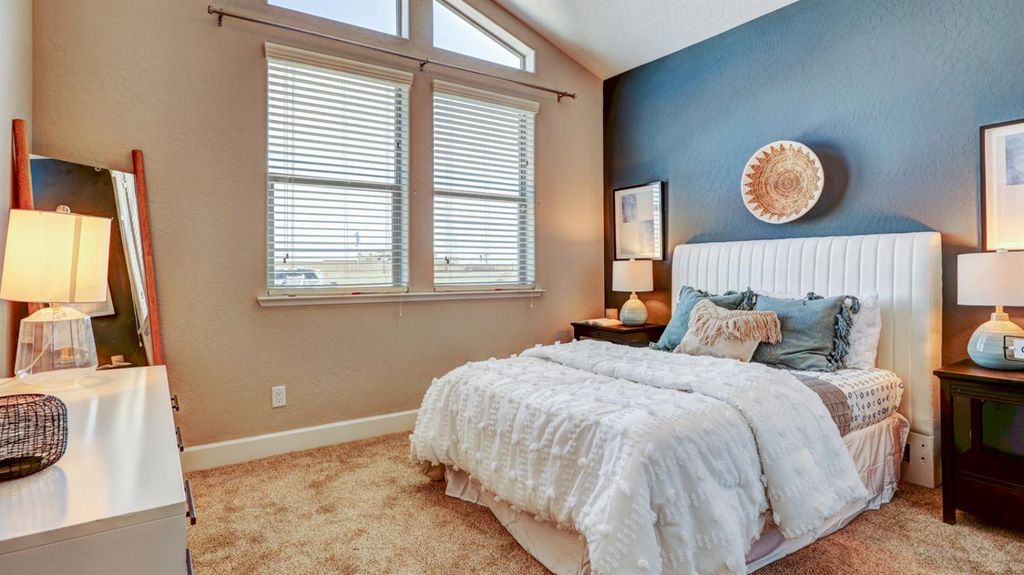 Image 18 of property listing at 1124 Sophie Drive W, Madera, CA 93636