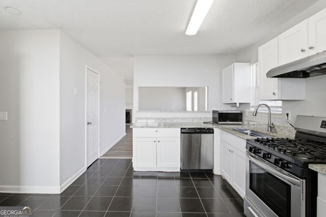 4035 Robin Circle, Atlanta, GA 30349