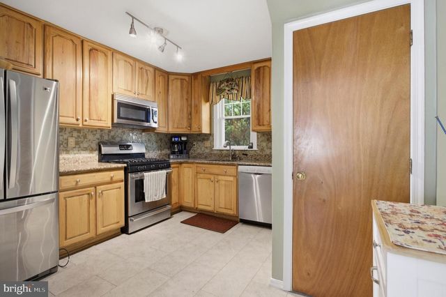 43 LOWNES LN, Springfield, PA 19064