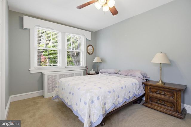 43 LOWNES LN, Springfield, PA 19064