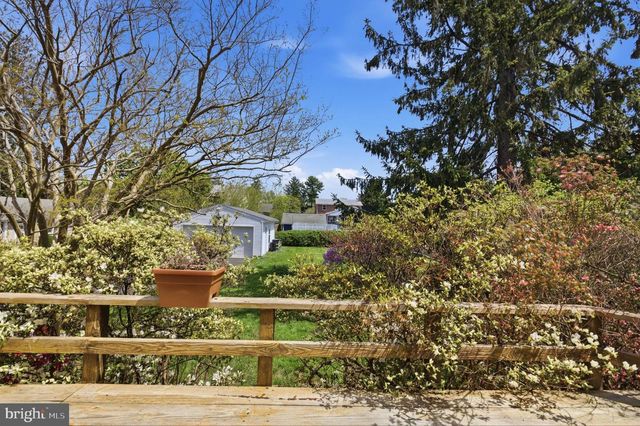 43 LOWNES LN, Springfield, PA 19064
