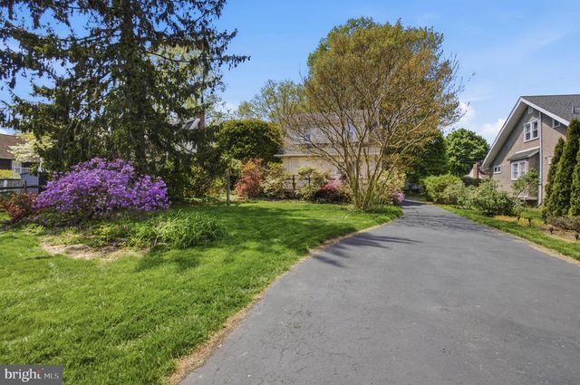 43 LOWNES LN, Springfield, PA 19064