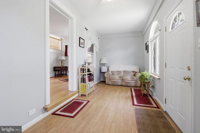 43 LOWNES LN, Springfield, PA 19064