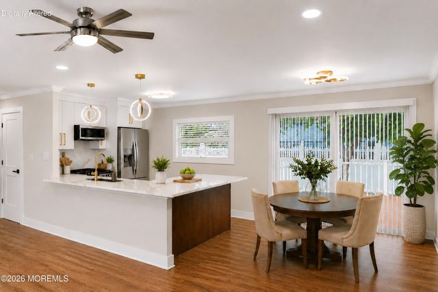 104 Mount Lane, Toms River, NJ 08753